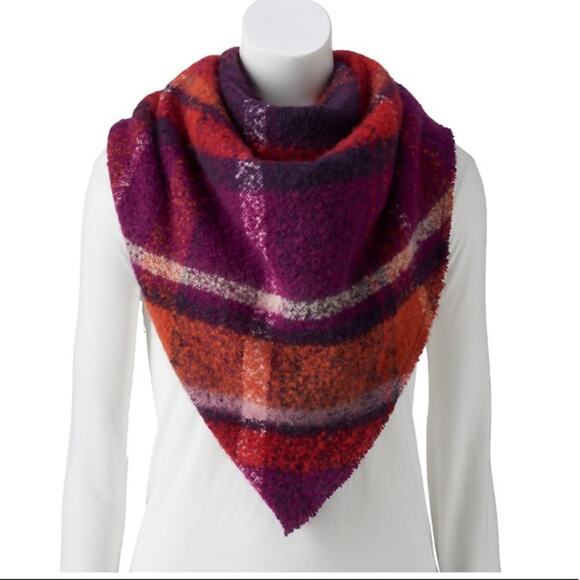 David and young plaid Triangle Scarf - Picture 3 of 8